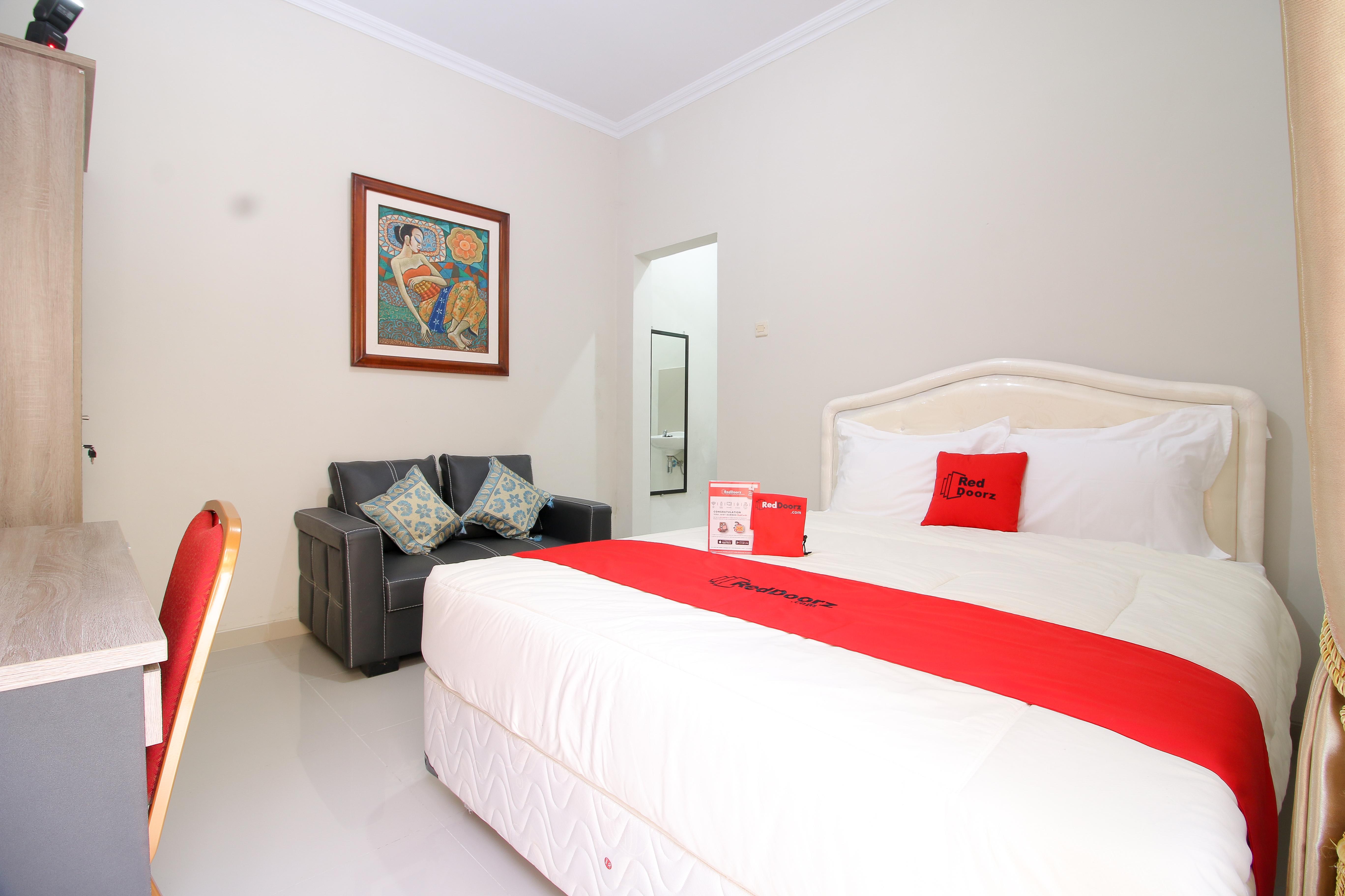 Reddoorz Plus Near Stie Ykpn Maguwo Экстерьер фото