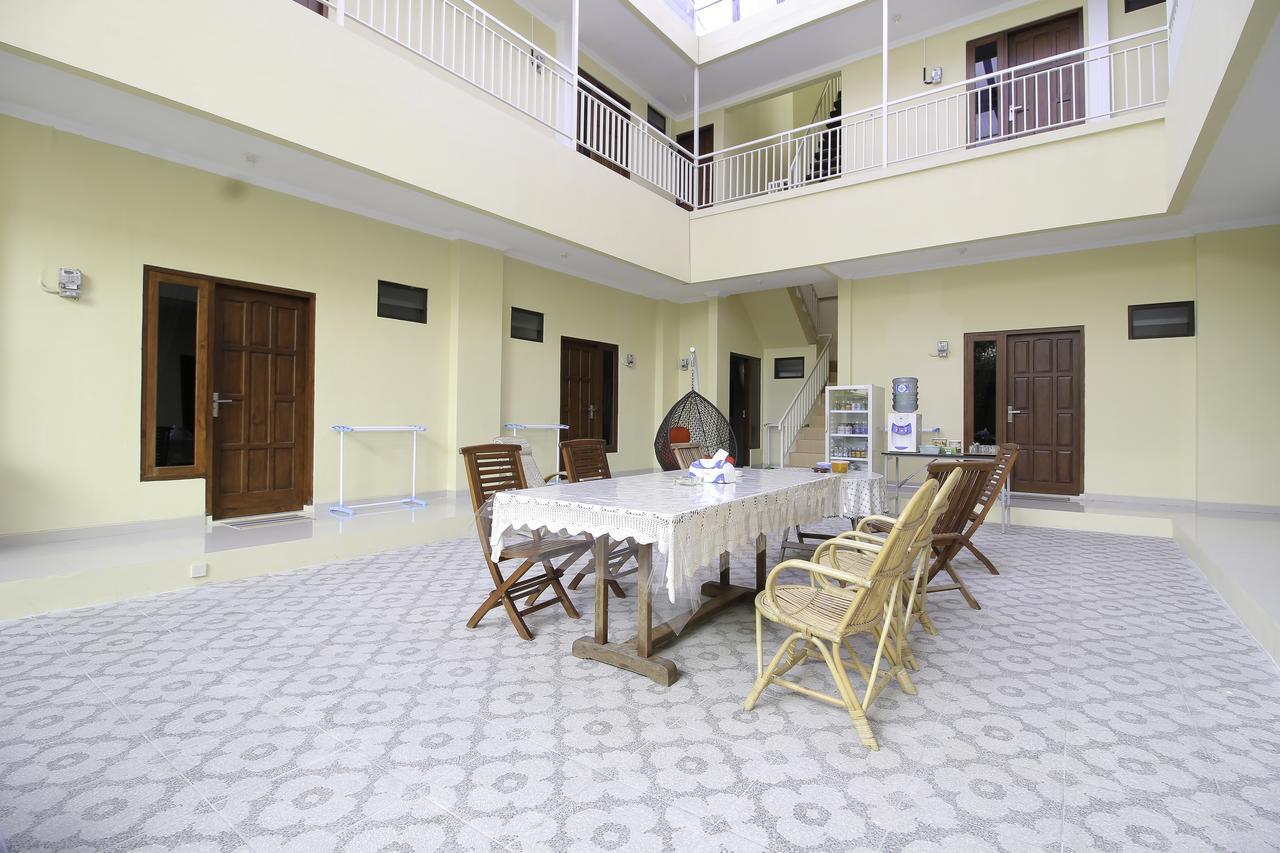 Reddoorz Plus Near Stie Ykpn Maguwo Экстерьер фото