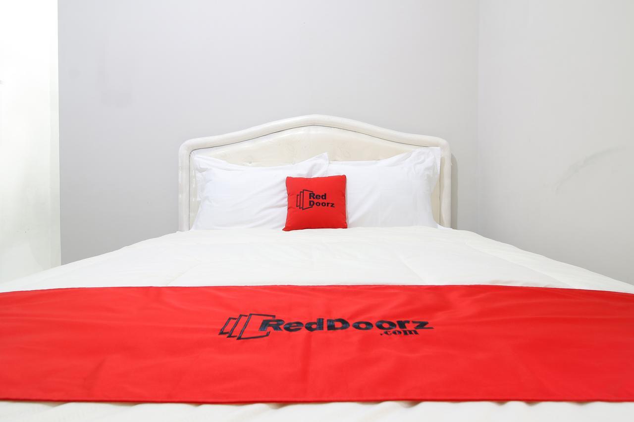 Reddoorz Plus Near Stie Ykpn Maguwo Экстерьер фото